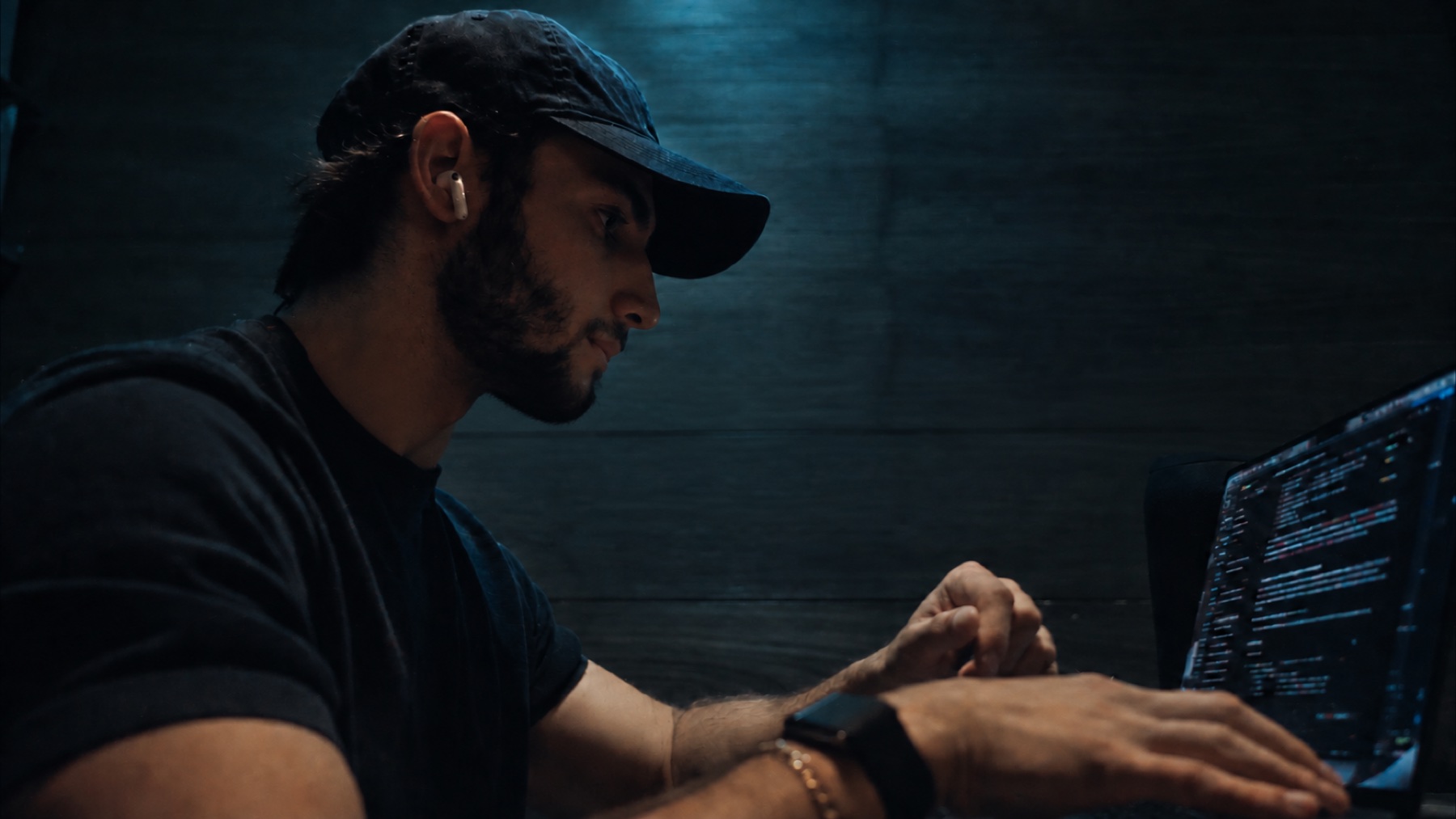 Marcelo Sada trabajando